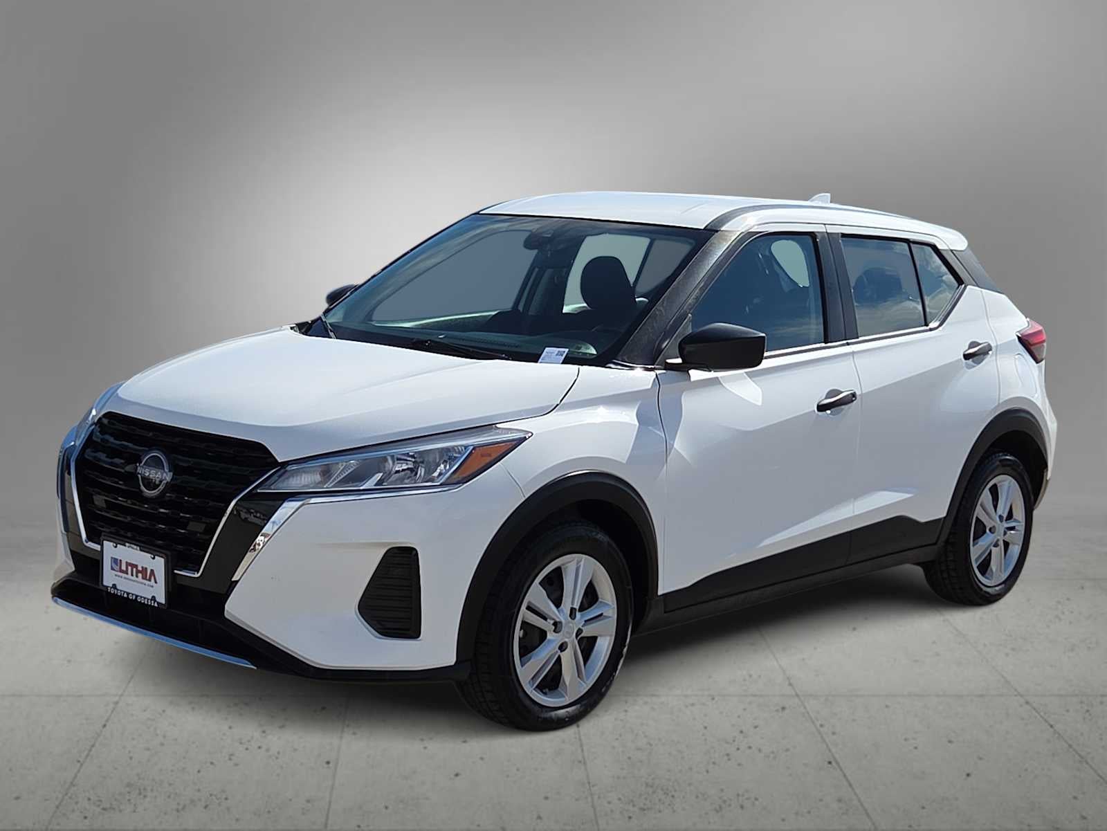 2024 Nissan Kicks