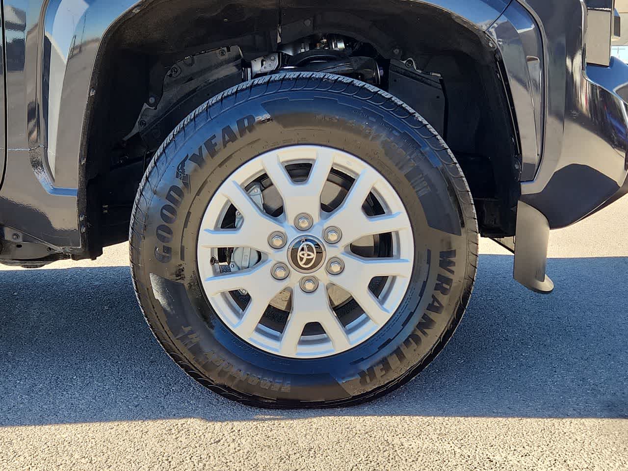 2025 Toyota Tacoma SR5