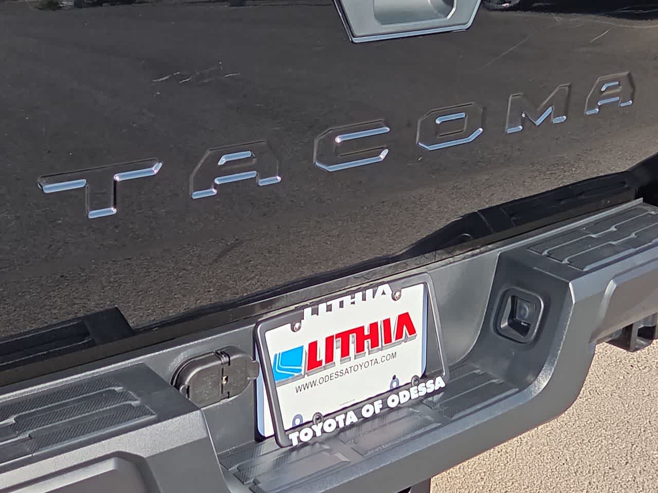 2025 Toyota Tacoma SR
