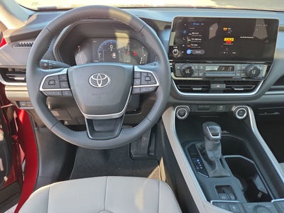 2025 Toyota Grand Highlander XLE