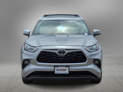 2023 Toyota Highlander XLE