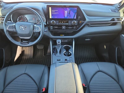 2023 Toyota Highlander XSE