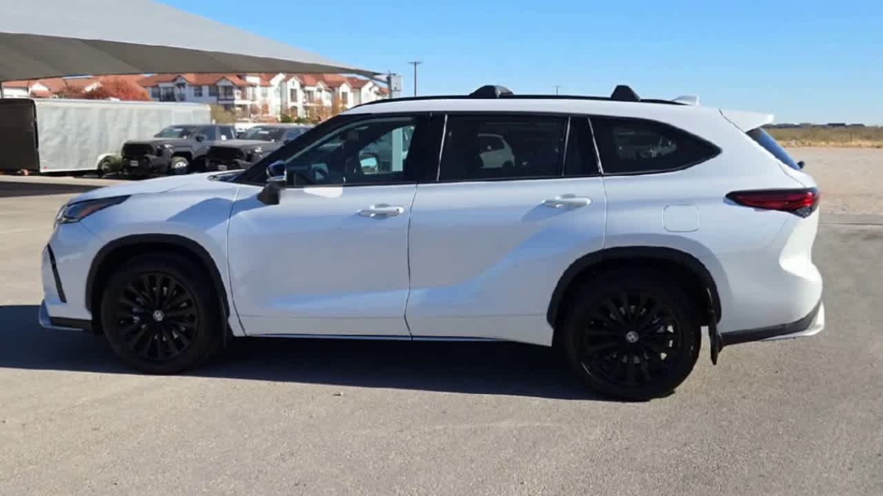 2023 Toyota Highlander XSE