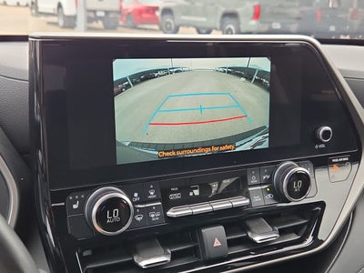 2024 Toyota Highlander XLE