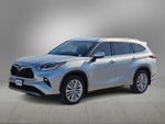 2025 Toyota Highlander Platinum