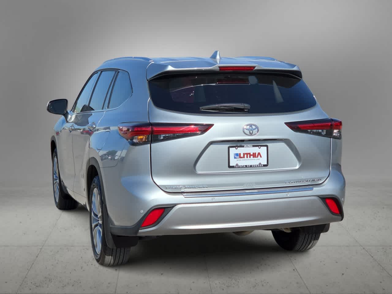 2025 Toyota Highlander Platinum