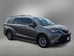 2023 Toyota Sienna LE