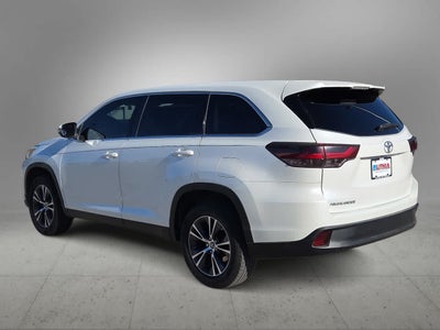 2019 Toyota Highlander LE