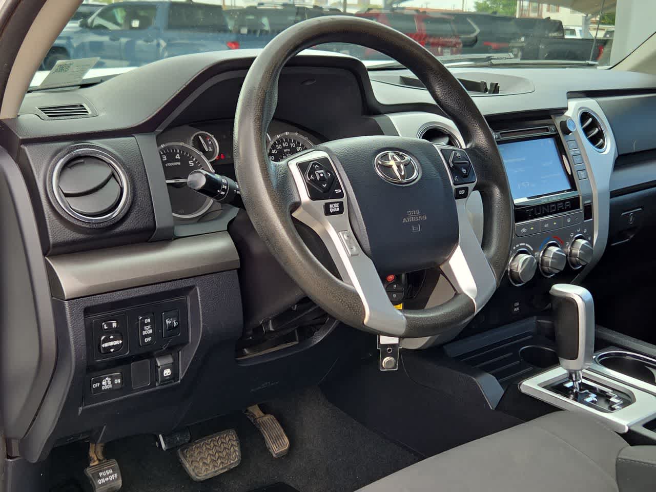 2017 Toyota Tundra SR5