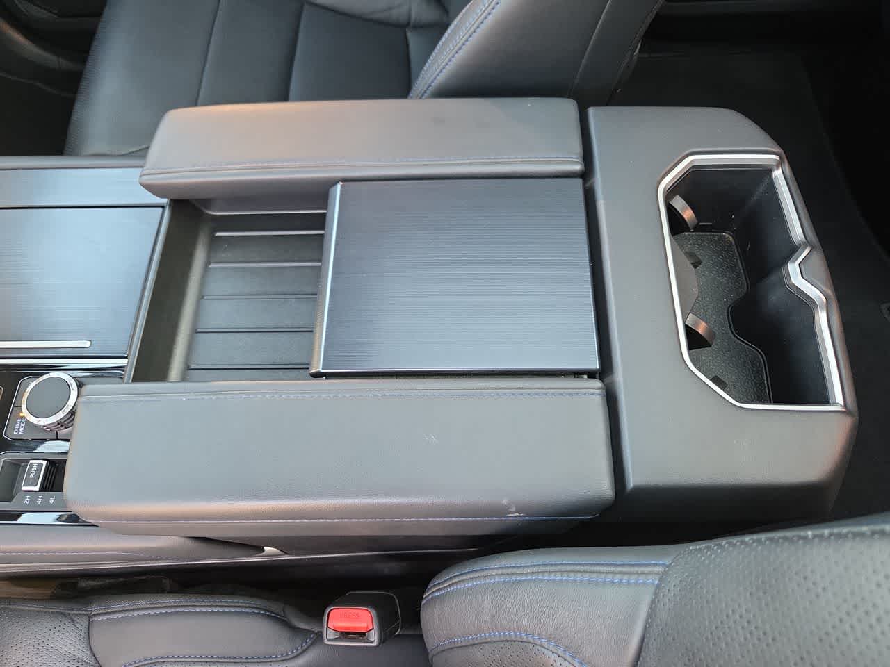 2025 Toyota Tundra Platinum