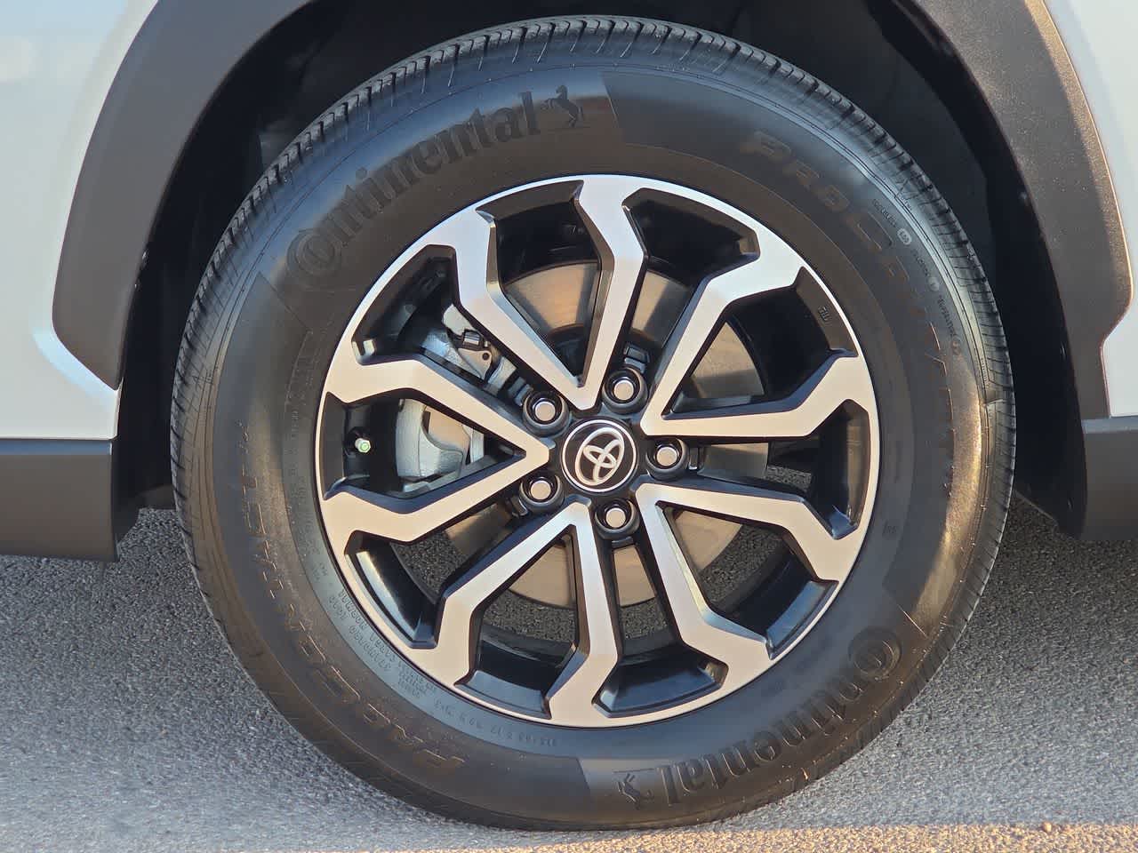 2023 Toyota Corolla Cross Hybrid SE