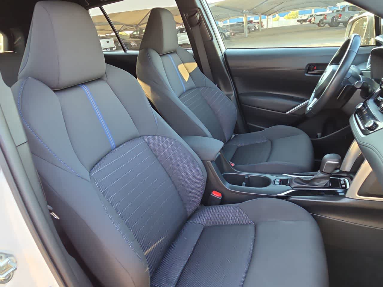 2023 Toyota Corolla Cross Hybrid SE