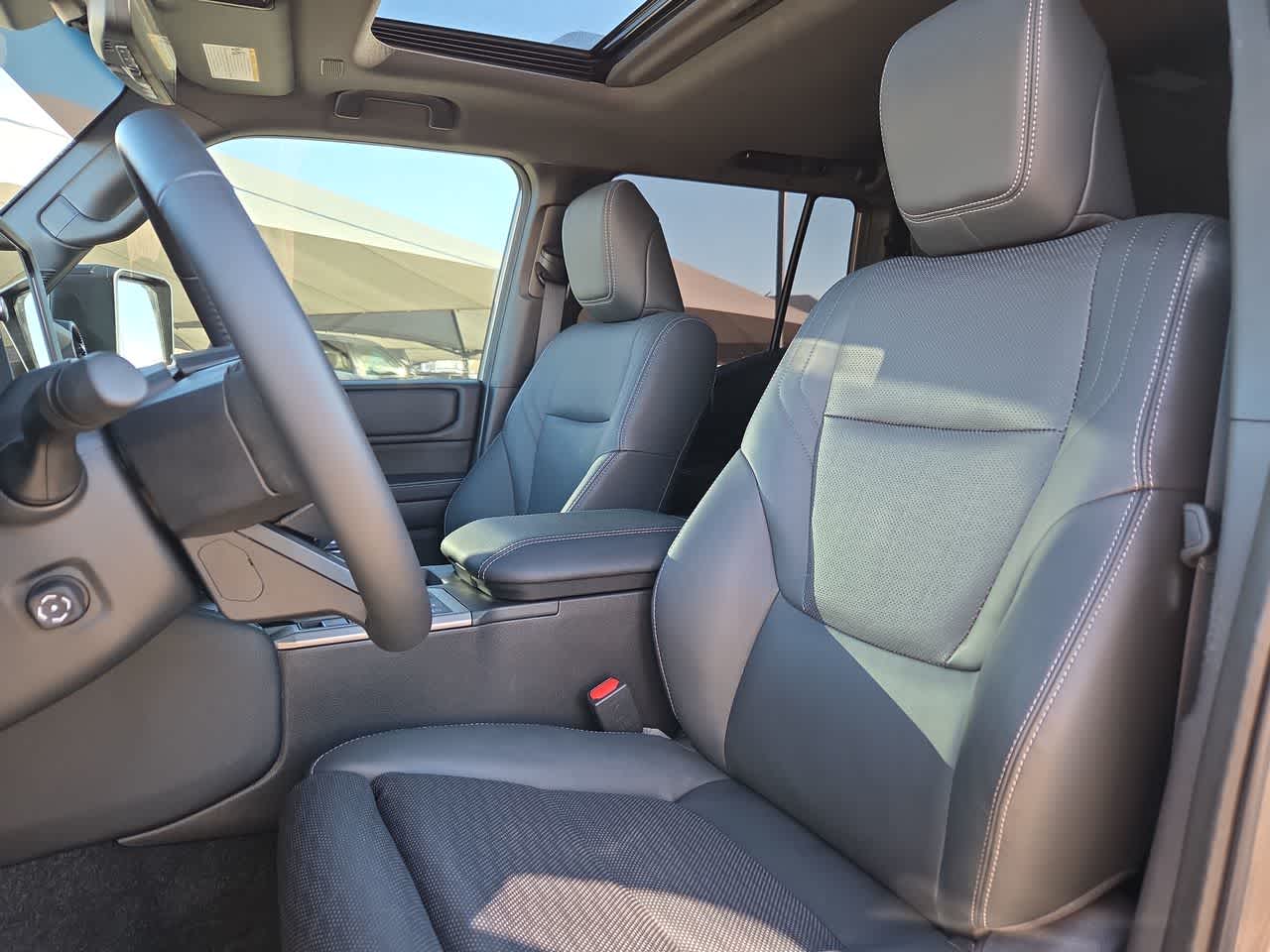 2025 Toyota Land Cruiser 4WD (Natl)