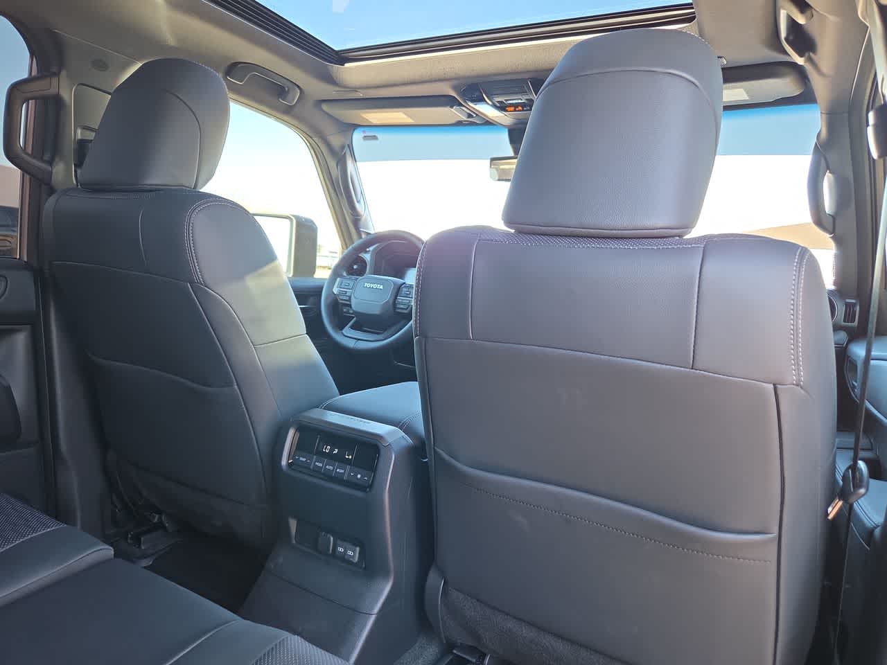 2025 Toyota Land Cruiser 4WD (Natl)