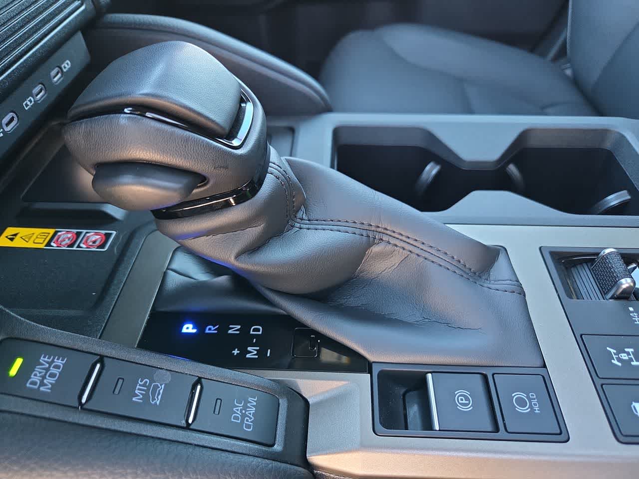 2025 Toyota Land Cruiser 4WD (Natl)