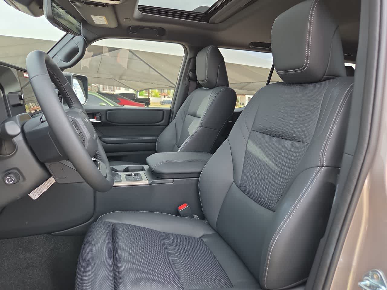 2026 Toyota Land Cruiser 4WD (Natl)