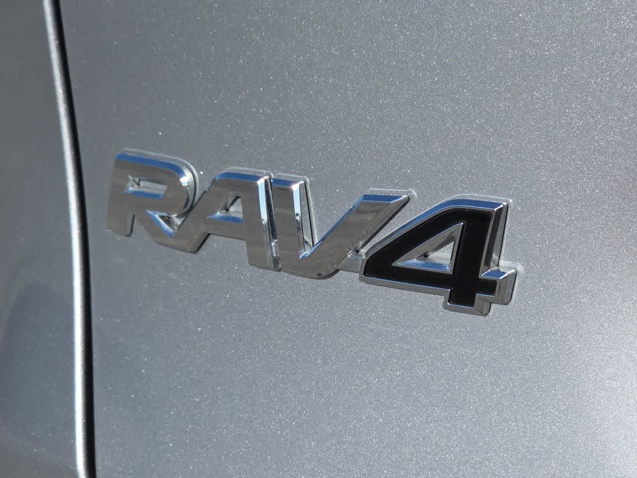 2025 Toyota RAV4 Plug-In Hybrid SE