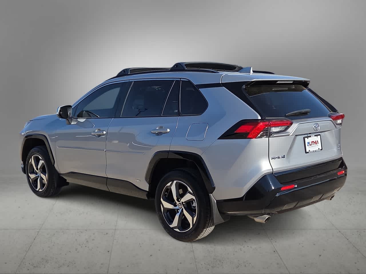 2025 Toyota RAV4 Plug-In Hybrid SE