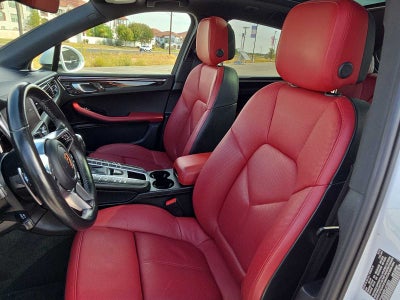 2020 Porsche Macan AWD