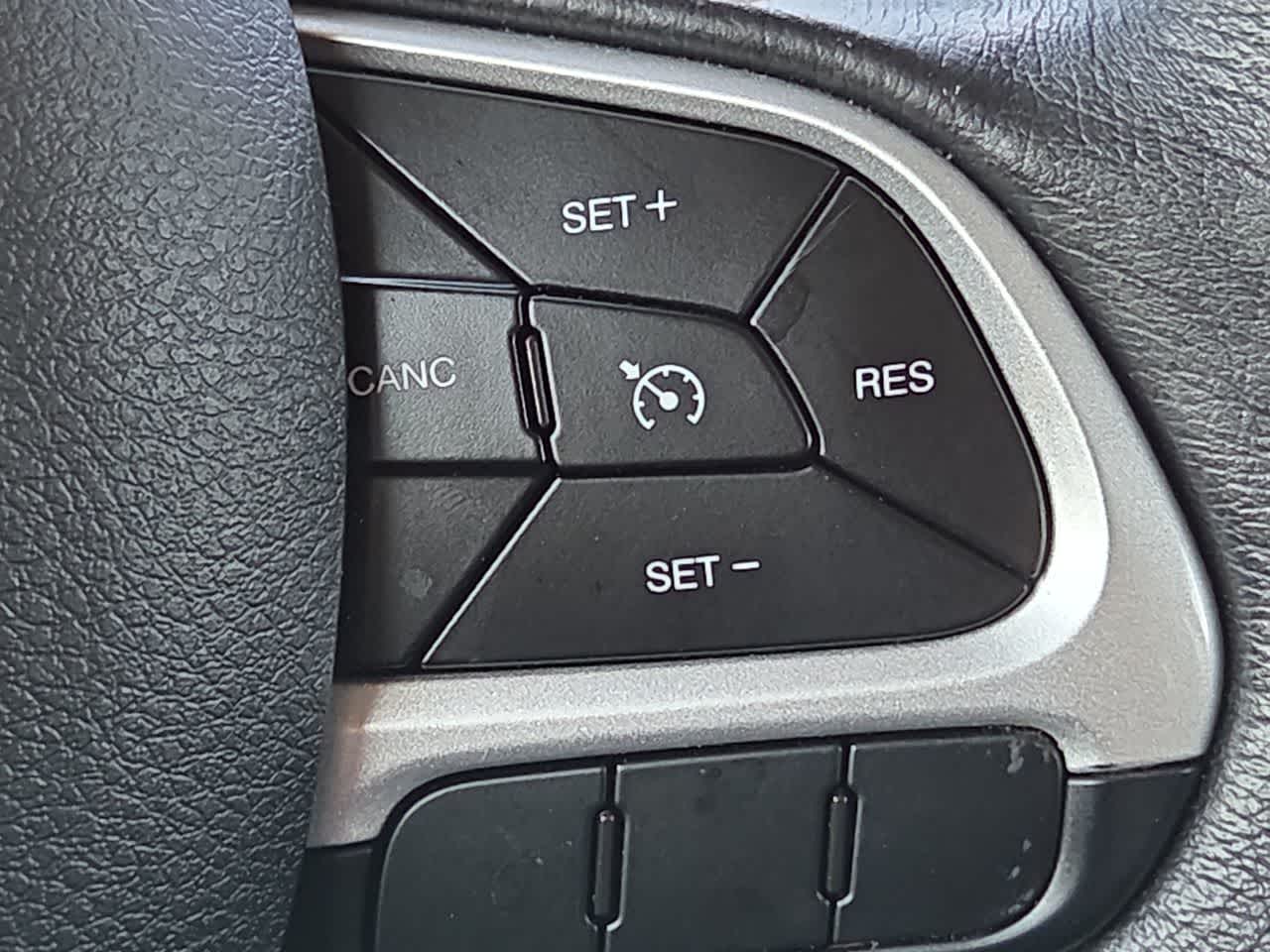 2023 Jeep Renegade Altitude